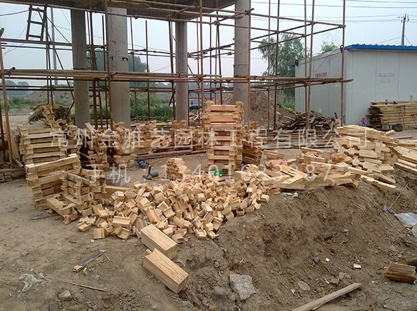 蒼龍街大牌樓施工現場 (12)